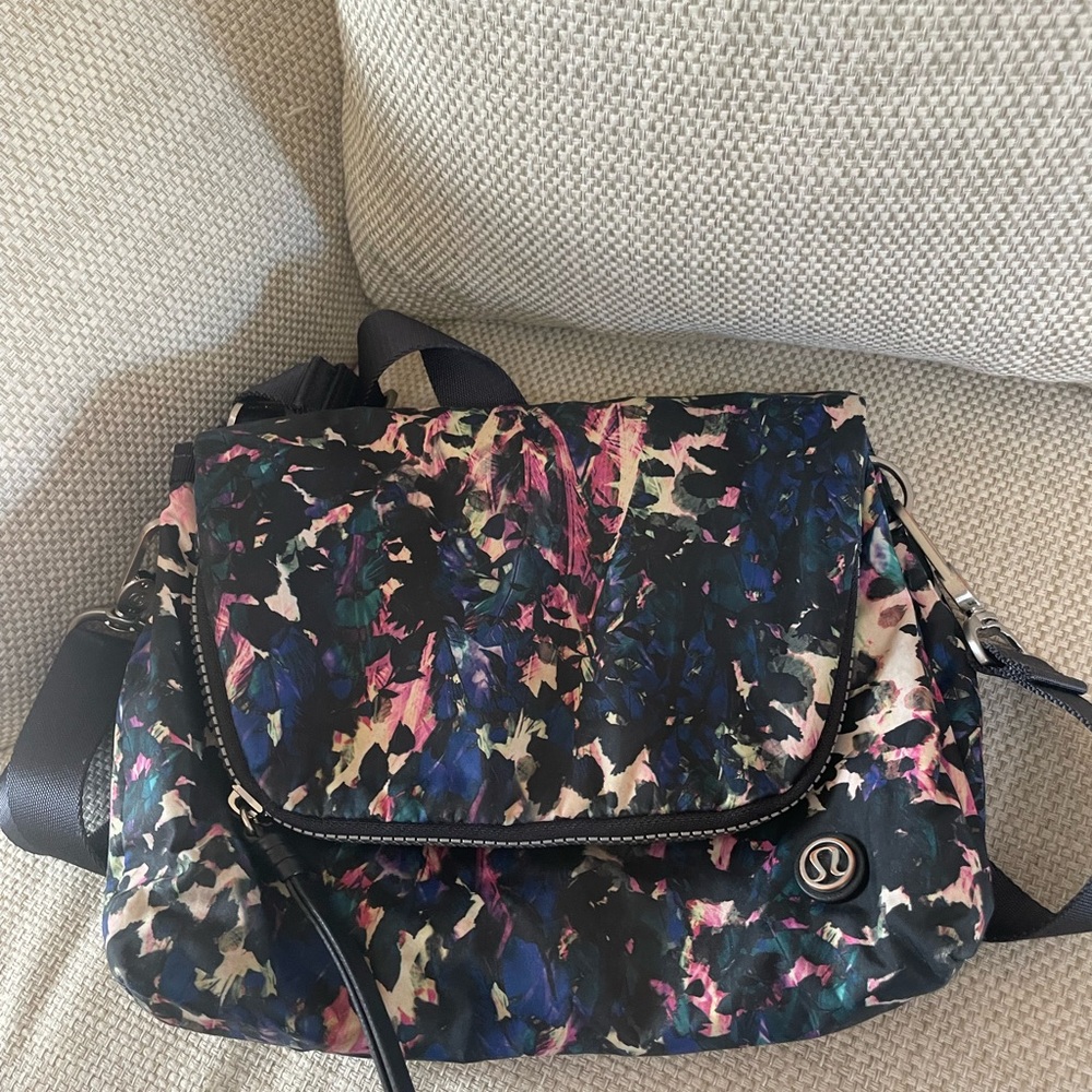 Lululemon crossbody bag